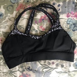 lululemon sports bra